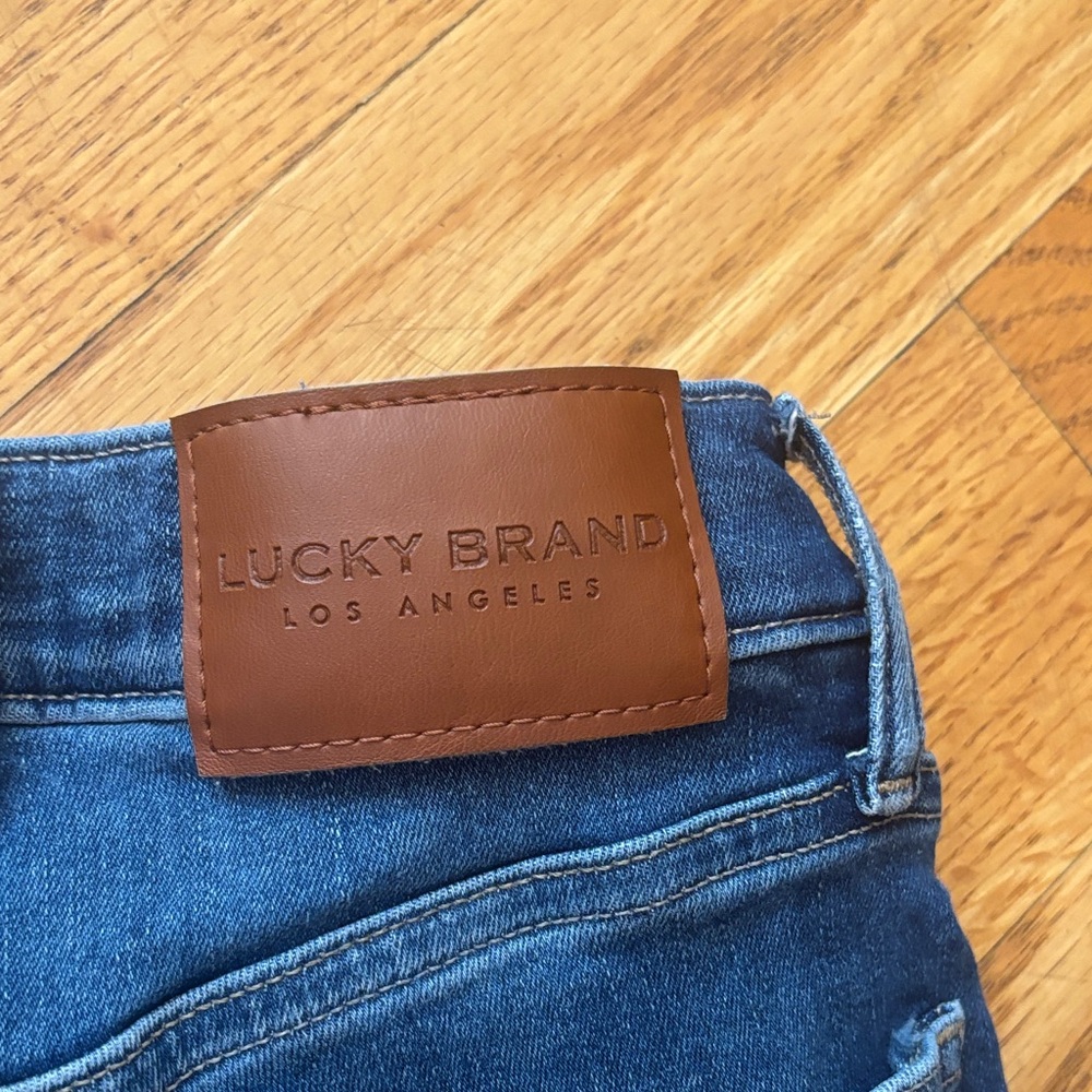 Lucky Brand Women's Denim Ankle Jeans - Picture 6 of 7